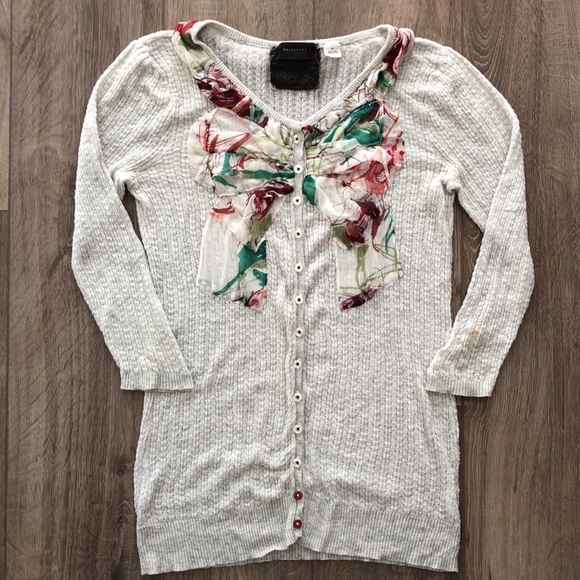 Anthropologie Sweaters - GUINEVERE / ANTROPOLOGIE Fine Knit Bow Cardi Sweater